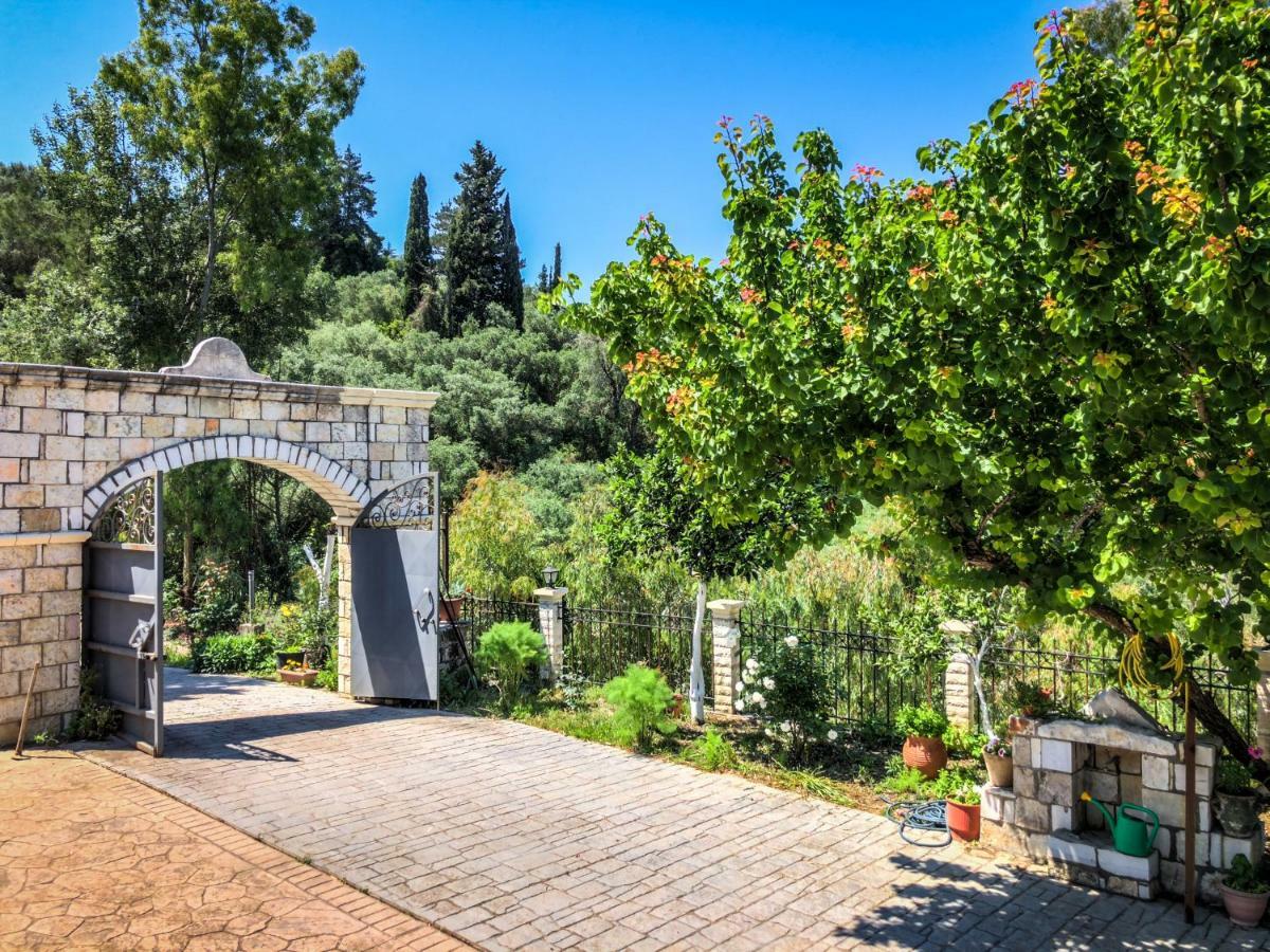 Hidden gem in nature reserve near the beach - Corfu South Kritika  Buitenkant foto